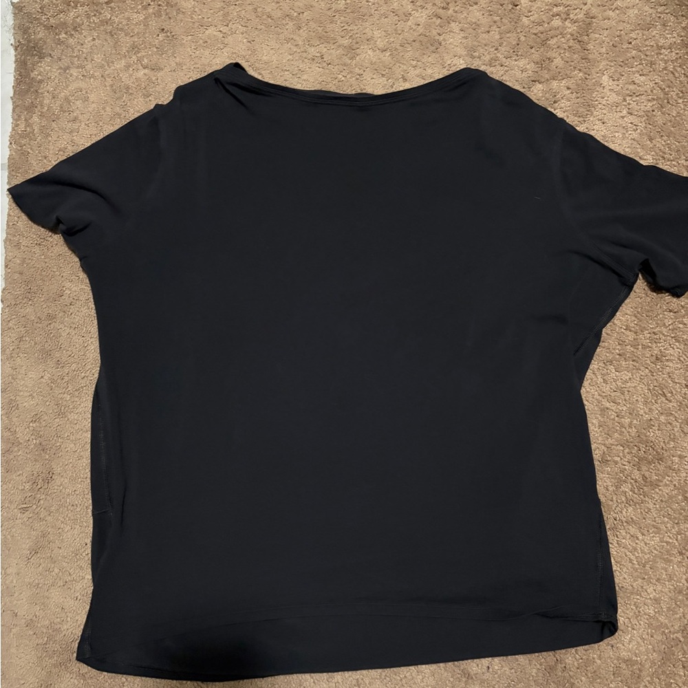 Lululemon Black T-shirt